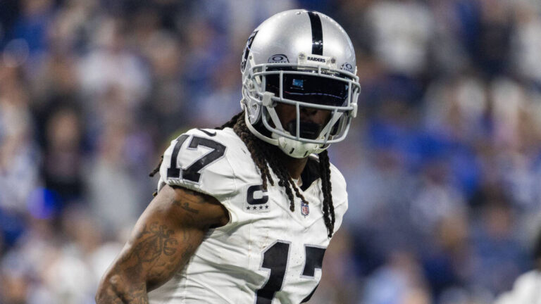 Raiders GM shuts down Davante Adams trade rumors with three words