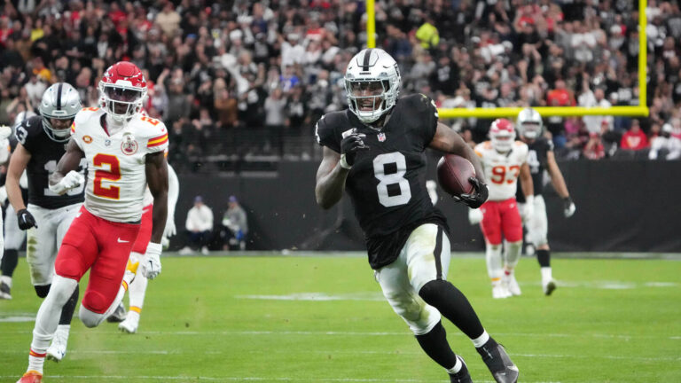 Raiders Not Expected To Franchise RB Josh Jacobs