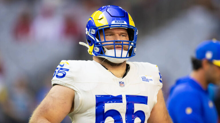 Rams release veteran center