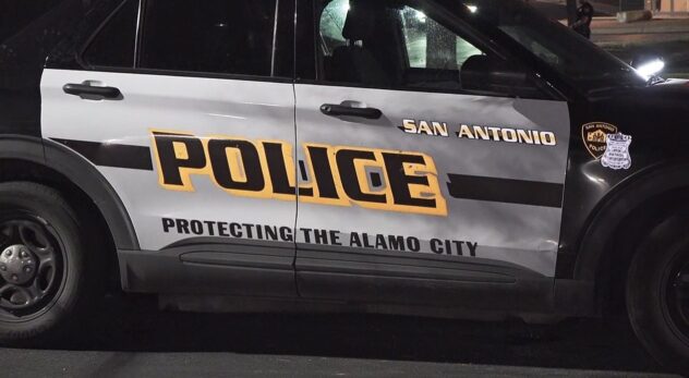 SAPD searches for driver who crashed stolen vehicle into patrol car