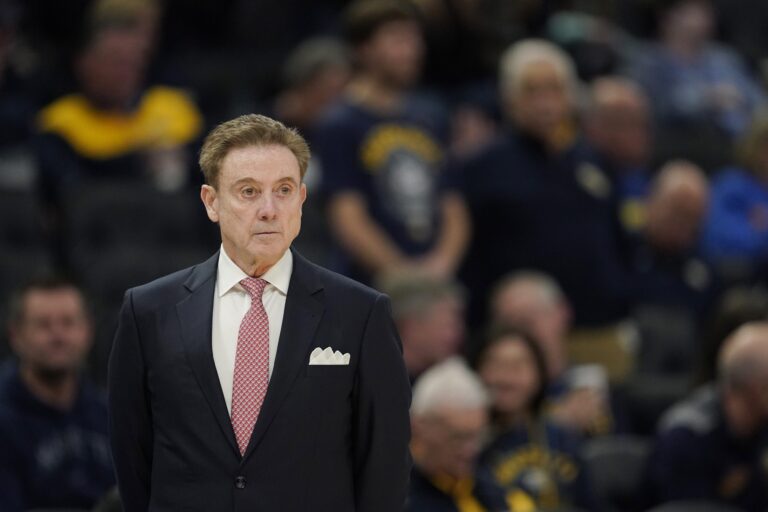 St. Johns vs. Creighton prediction: College basketball picks, odds for Sunday