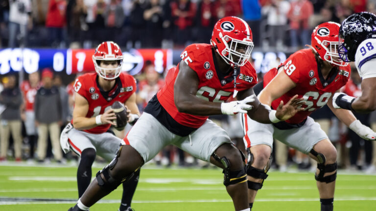 Steelers Land Amarius Mims in New Mock Draft