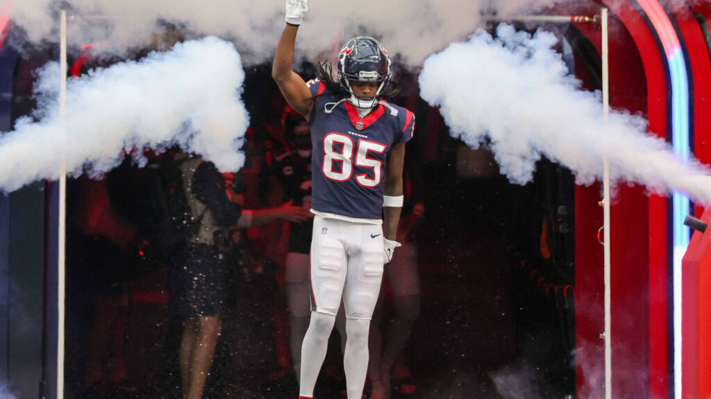 Steelers Named Landing Spot for Hard-Nosed Texans Receiver