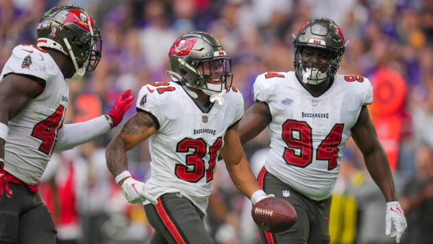 Why Bucs Will Likely Use Franchise Tag On Antoine Winfield Jr.