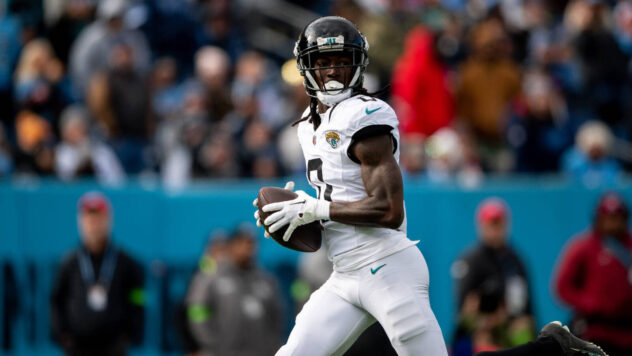 Why re-signing WR Calvin Ridley will prove very costly for Jaguars