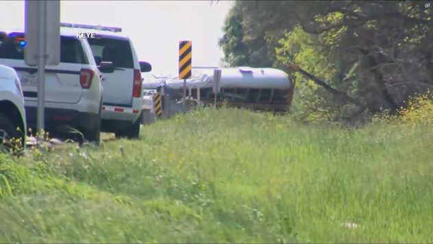 2 dead after school bus carrying 44 students, 11 adults crashes with concrete truck, rolls over in Bastrop County