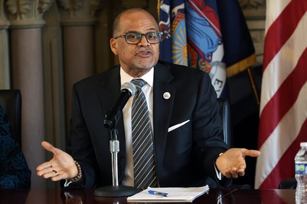 Advocates again hold school arts programs hostage: Don’t pay the ransom