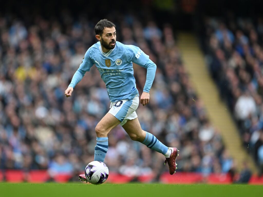 Arsenal and Manchester City Share the Points, and Liverpool Go Top