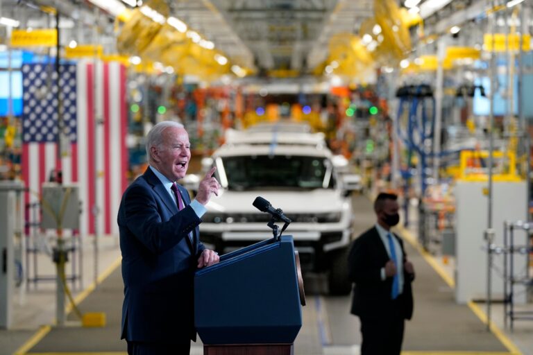 As electric vehicle sales slow, US relaxes plans for stricter auto emissions standards for a while