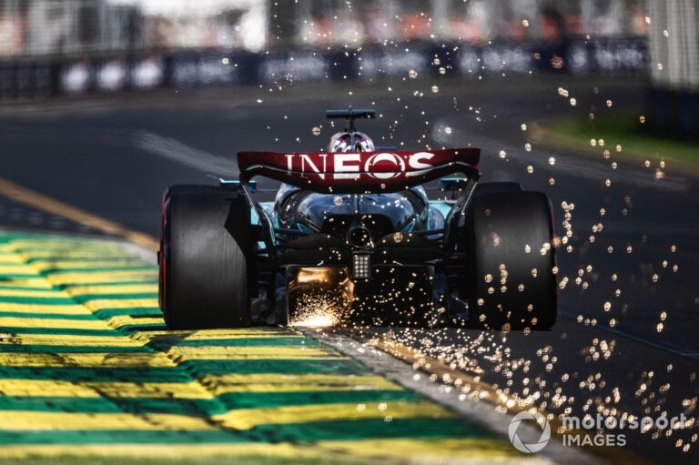 “Brutal” F1 Australian GP double DNF leaves Wolff struggling for positives