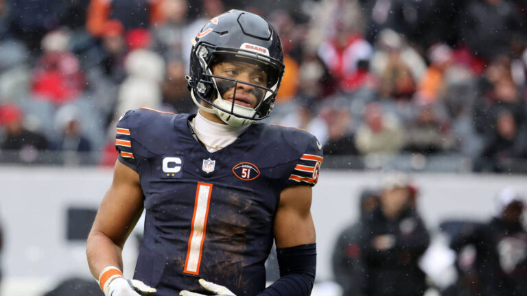 Buccaneers' Baker Mayfield shares advice for Bears' Justin Fields
