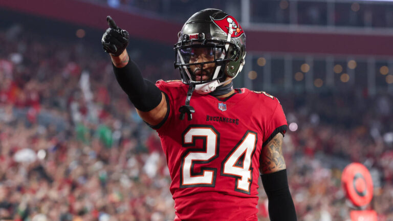 Buccaneers to trade veteran CB to Lions
