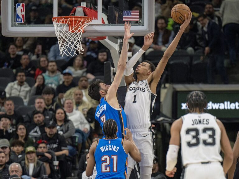 Buying Into the Chet Vs. Wemby Rivalry and the Emerging Warriors, Plus: Has Doc Fixed the Bucks?