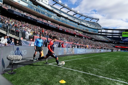 Carles Gil signs multi-year contract extension with New England