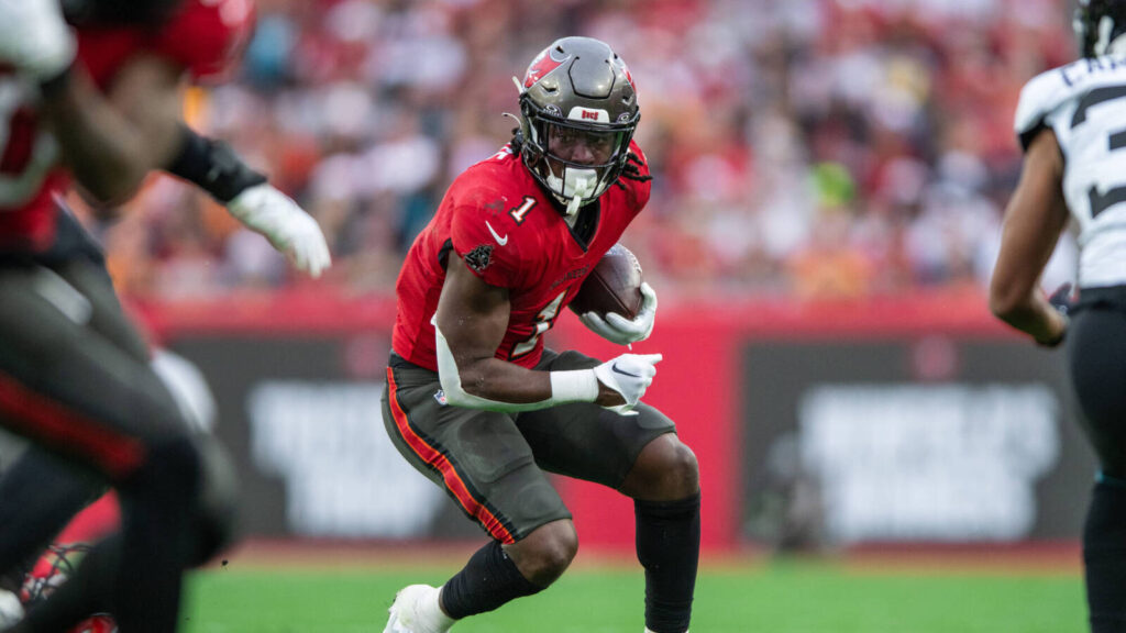 Chase Edmonds Enjoys Being A 'Big Bro' To Rachaad White