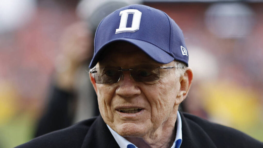 Cowboys owner Jerry Jones backpedals on 'all-in' claim