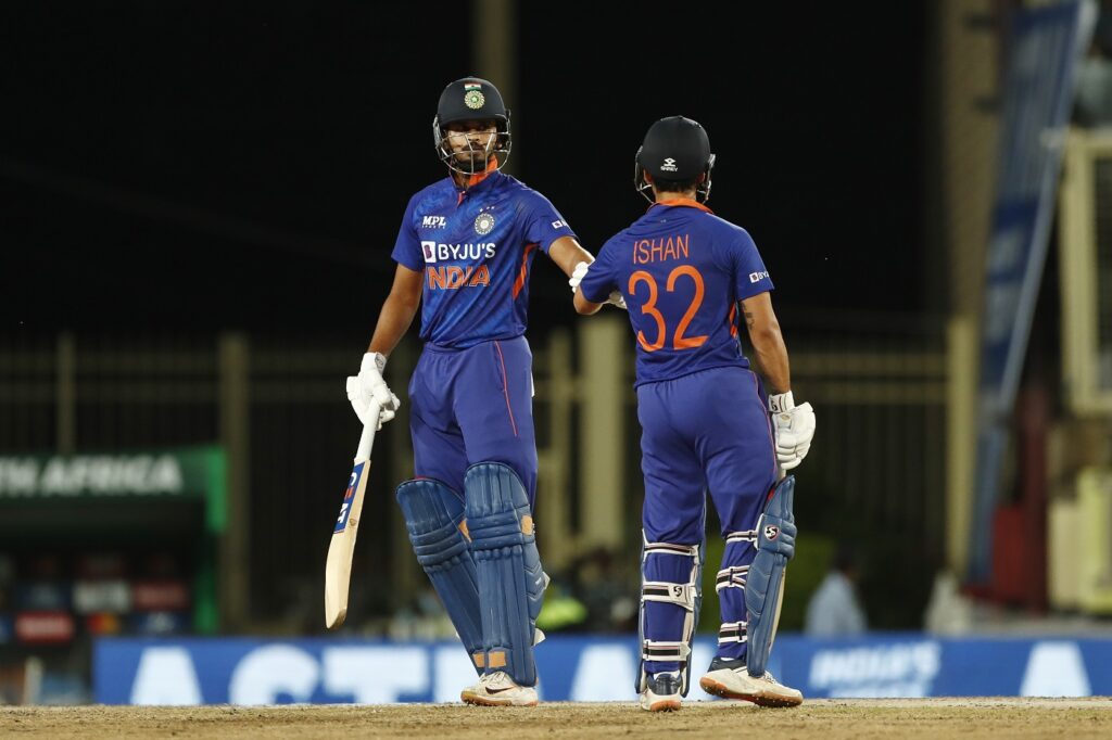 Dravid to Iyer, Ishan: 'Score runs, force selectors to pick you'