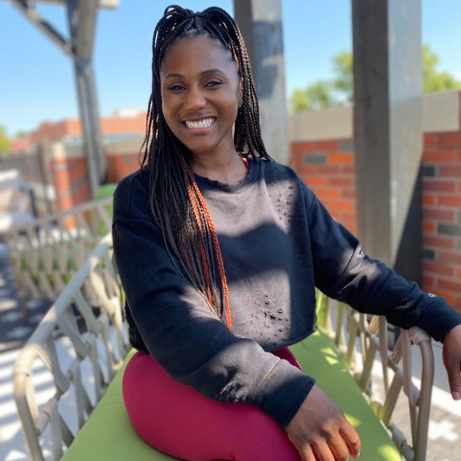 Former Chiefs Cheerleader Krystal Anderson Dies Days After Stillbirth