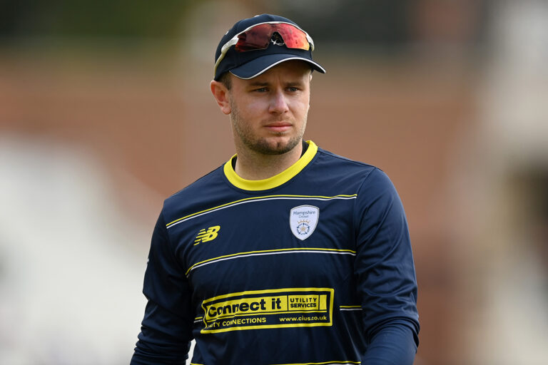 Glamorgan sign Mason Crane on loan, Mir Hamza for Championship