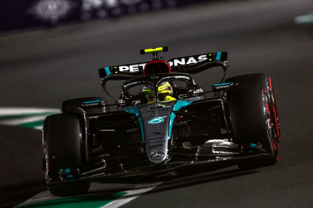 Hamilton: Bouncing still spoiling potential of Mercedes W15 F1 car