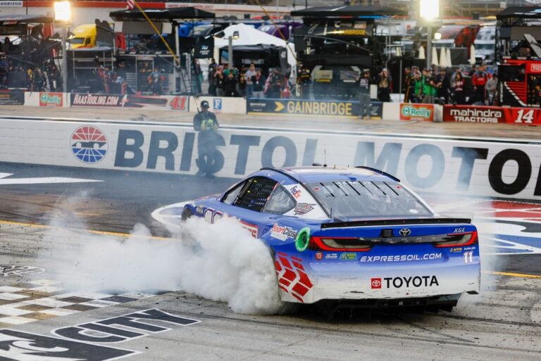 Hamlin wins wild Bristol Cup race dominated by tire wear