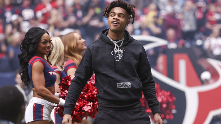 Houston Texans’ Tank Dell Gives Great Update on His Status for 2024