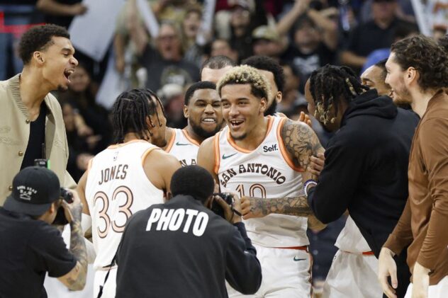 Jeremy Sochan’s game-winner vs. the Suns clinches the season series