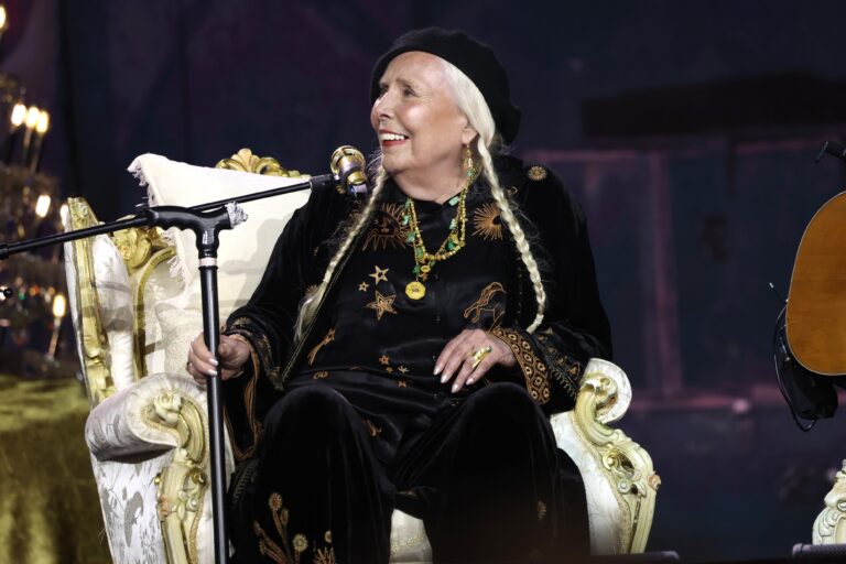 Joni Mitchell Returns Music to Spotify After Two-Year Protest