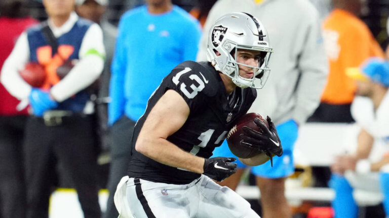 Las Vegas Raiders WR Hunter Renfrow Posts Heartfelt Goodbye on Social Media