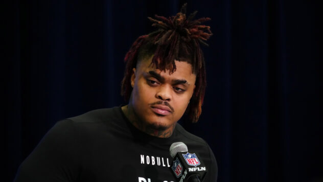 Latest Los Angeles Rams 1st Round Mock Draft Seeks to Do the Impossible, Replace Aaron Donald