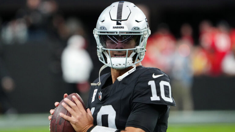 Los Angeles Rams Sign Super Bowl Quarterback To Back Up Matthew Stafford