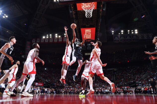 Malaki Branham’s continued rise was a bright spot in Spurs’ loss to Rockets