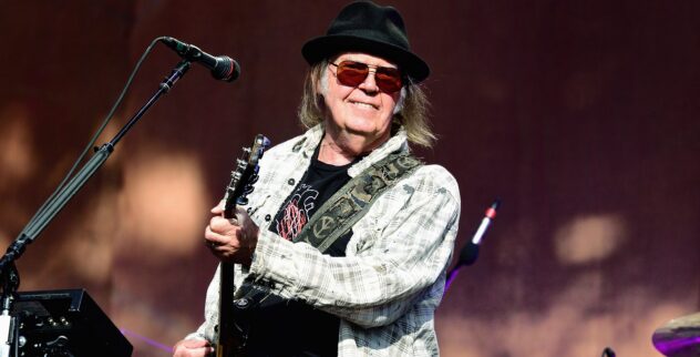 Neil Young to Return Music to Spotify, Accuses Streaming Services of Hosting Disinformation