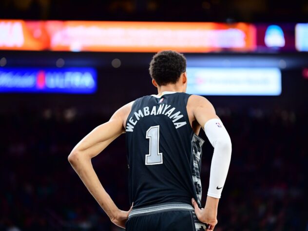 Repackers: The Good, the Bad, the Ugly. Plus, NBA Check-in and a Non-Sports Spike.