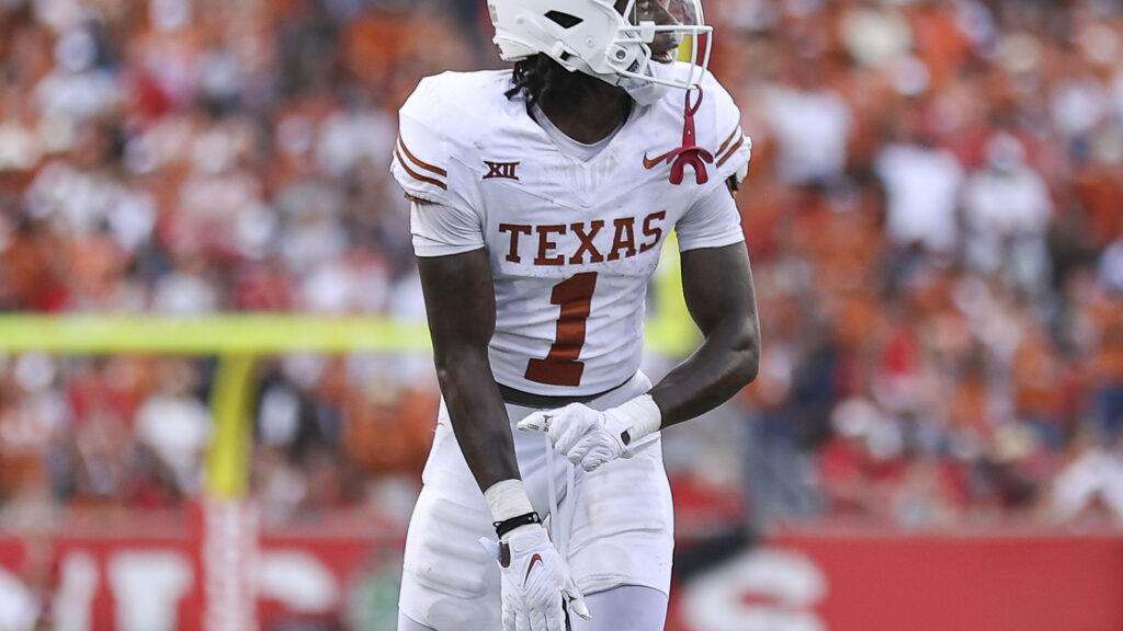 Report: Dallas Cowboys Showing Interest In Adding Star Texas Wide Receiver For Dak Prescott