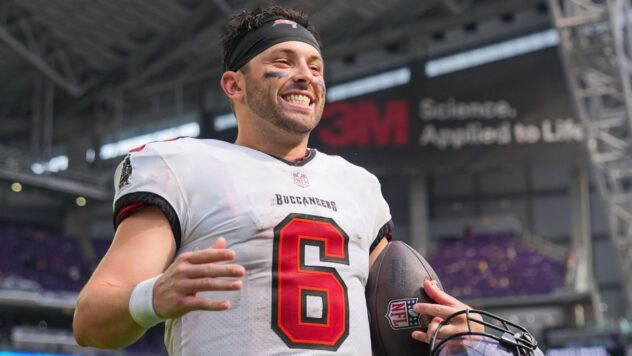 Sources: Bucs, Mayfield agree to 3 years, $100M
