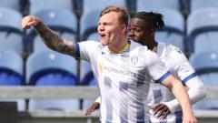 Strugglers Colchester in front against leaders Mansfield - live text