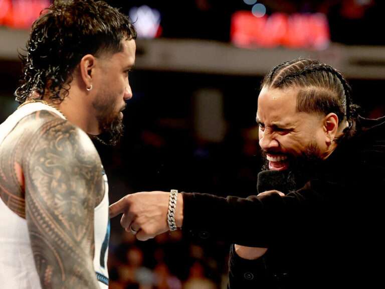 Three More Bloodline Years? Plus, Did WWE Miss Out on Undertaker Vs. Sting? 