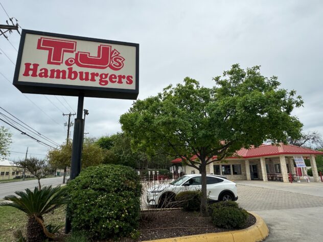 TJ’s Hamburgers on South Side reopens after sudden closure