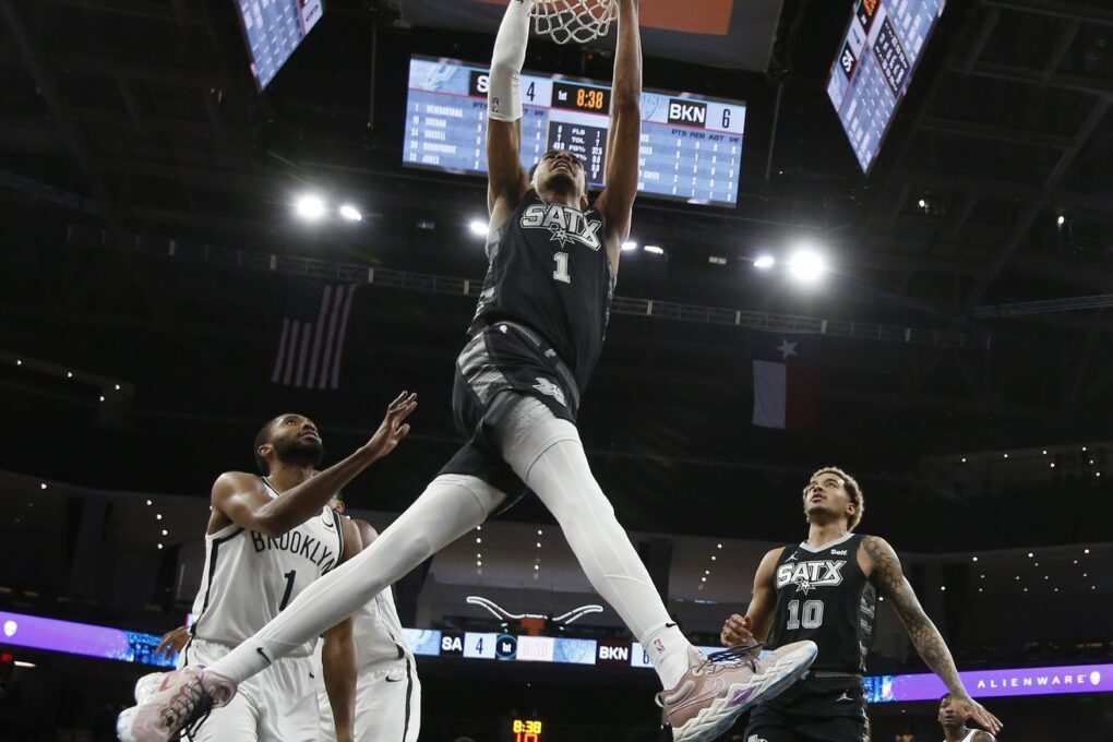 Victor Wembanyama dominates in Spurs’ overtime win against the Nets