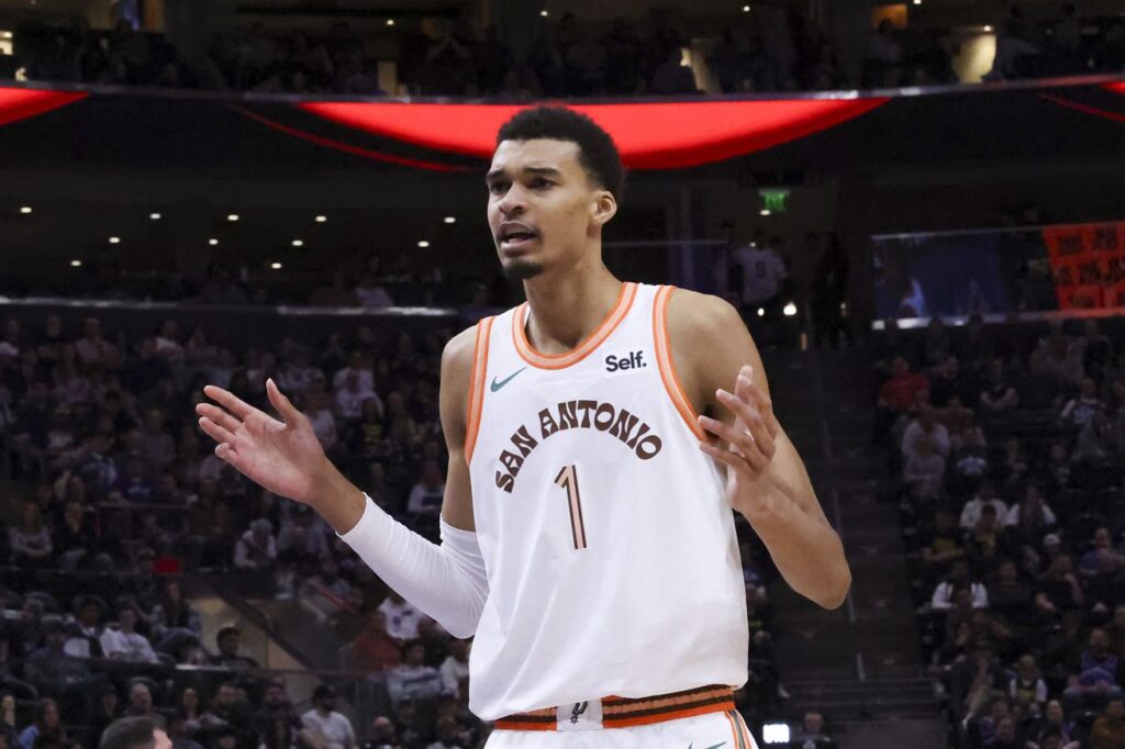 Why the Spurs’ offense is better without Victor Wembanyama