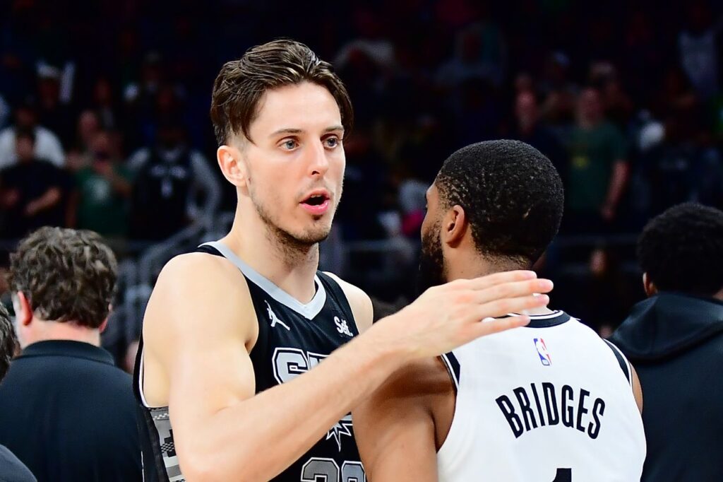 Zach Collins has entered concussion protocol, out vs. Mavericks