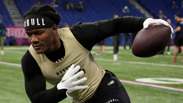 Buccaneers Select Oregon RB with the 125th Pick in the 2024 NFL Draft