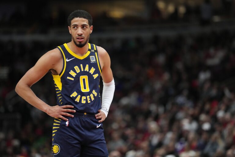 Bucks vs. Pacers NBA playoffs odds: Bettors back Indiana after Giannis Antetokounmpo injury