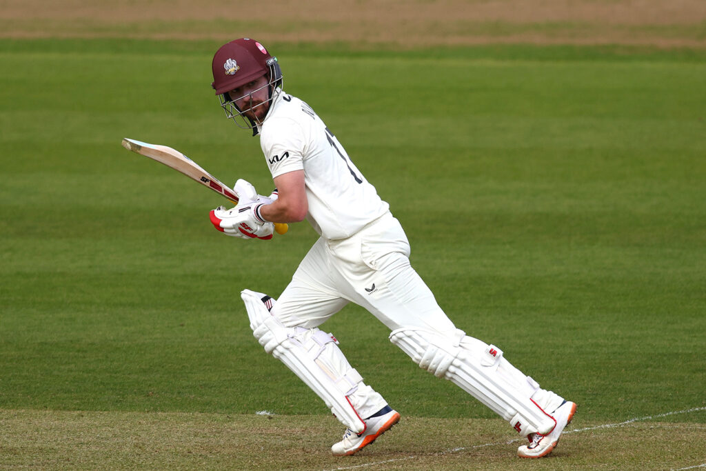 Burns, Clark centuries give Surrey the upper hand