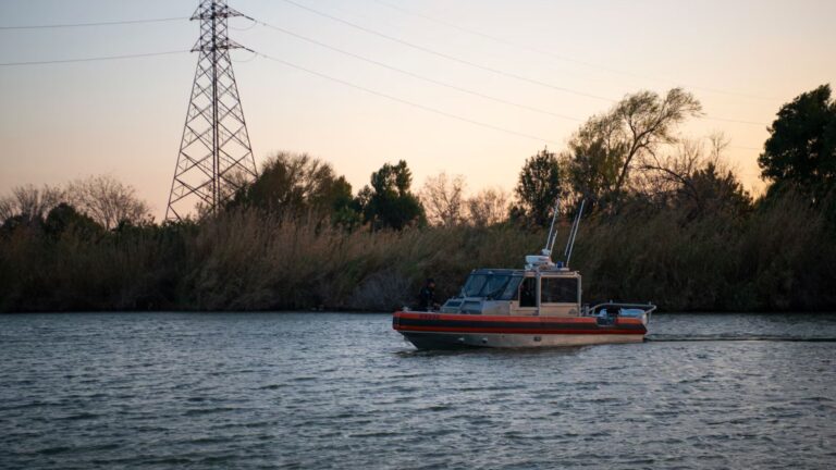 Coast Guard rescues 8 children from sinking raft in Rio Grande near McAllen