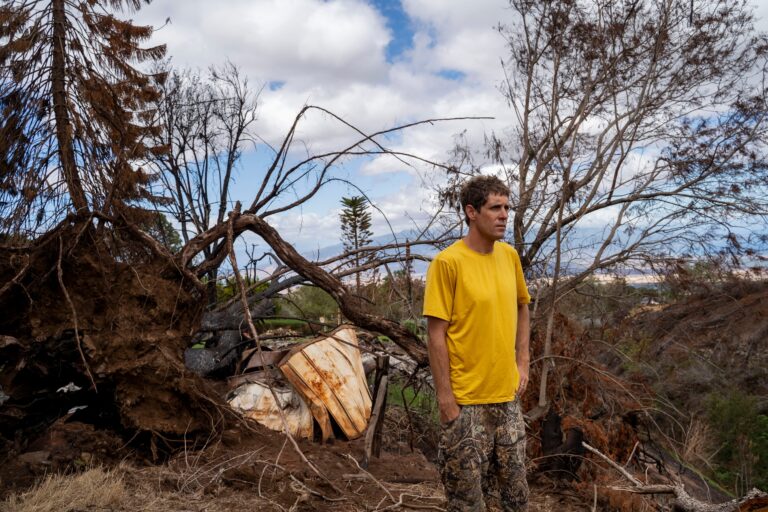 Communications breakdown left authorities in the dark and residents without alerts amid Maui fire