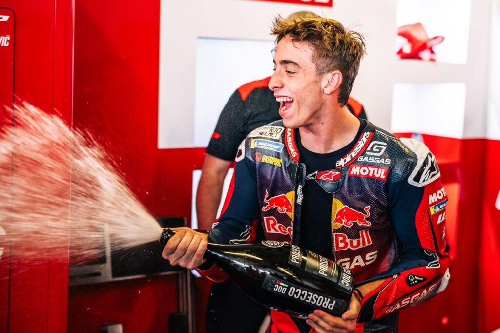 Could Acosta get a Verstappen-like mid-season promotion to KTM in MotoGP 2024?