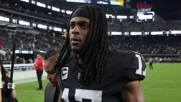Davante Adams sends clear message about future with Raiders