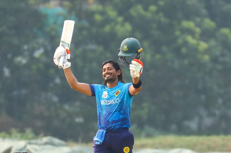 DPL week 3: Abahani extend red-hot streak, left-arm pacers shine